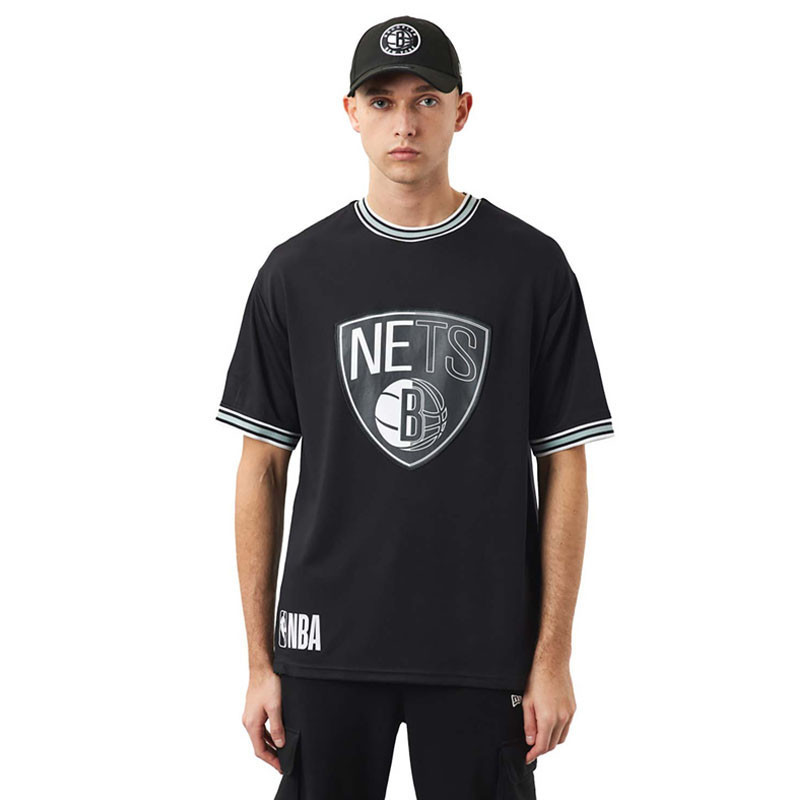 New Era Tee-shirt New Era Brooklyn Nets NBA Team Logo New Era Tee-shirt New Era Brooklyn Nets NBA Team Logo