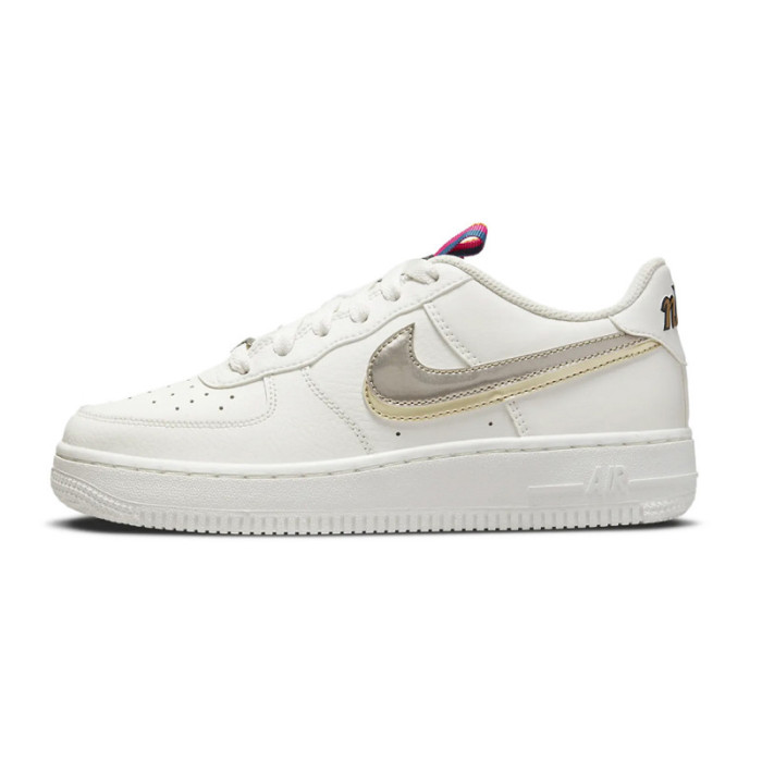 Basket Nike AIR FORCE 1 LV8...