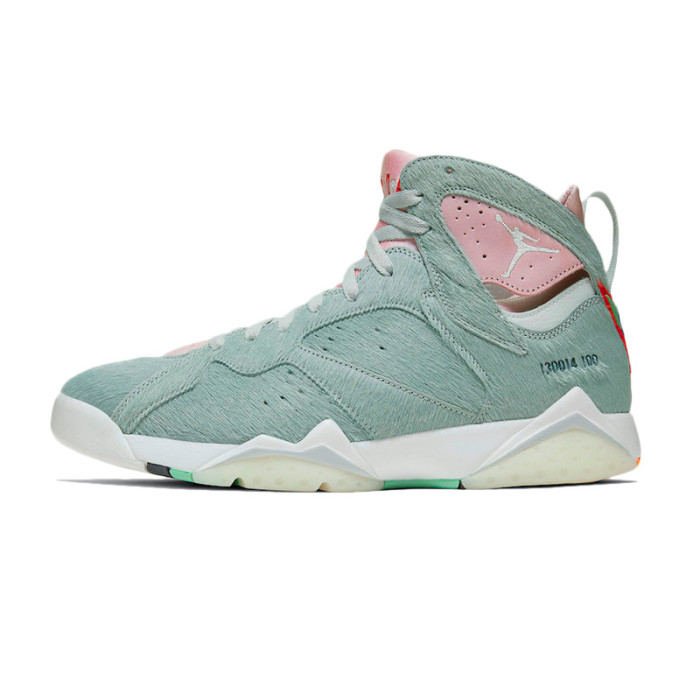 Basket Nike AIR JORDAN 7...