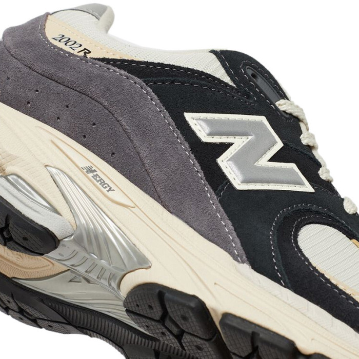 New Balance Basket New Balance M2002