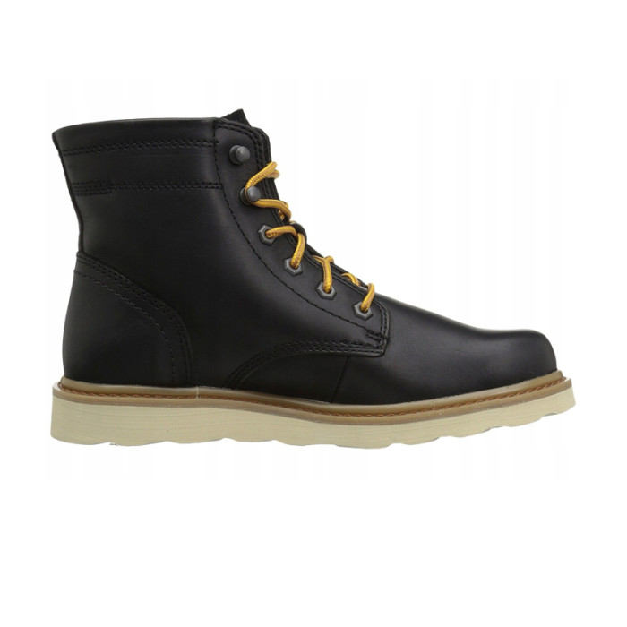 Boots Caterpillar Chronicle