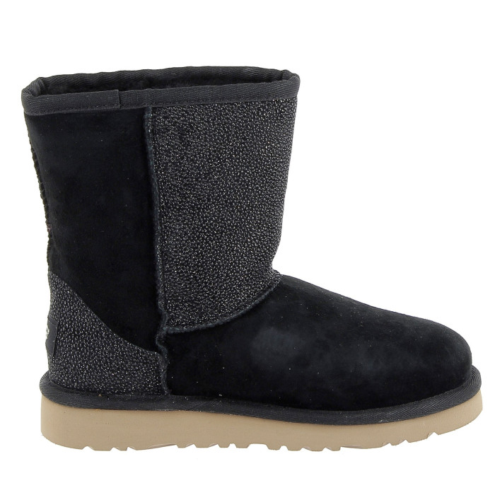 UGG Botte UGG Classic Short Serein (Noir)