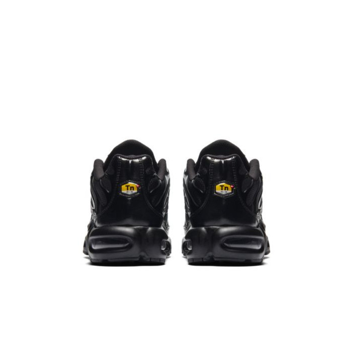Basket Nike AIR MAX PLUS