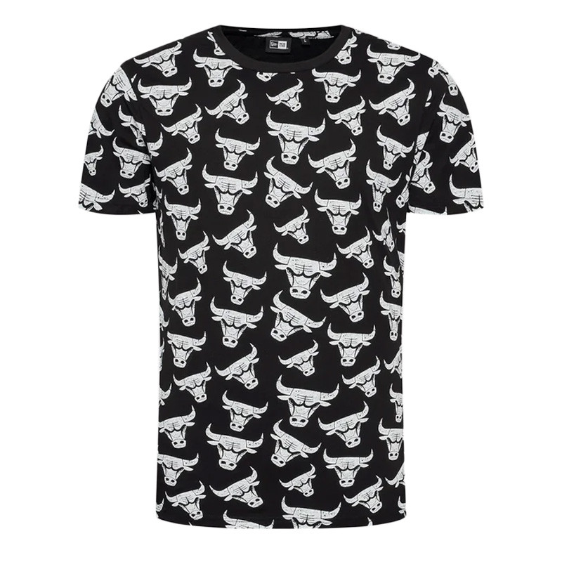 New Era Tee-shirt New Era AOP DISTRESSED LOGO CHIBUL New Era Tee-shirt New Era AOP DISTRESSED LOGO CHIBUL
