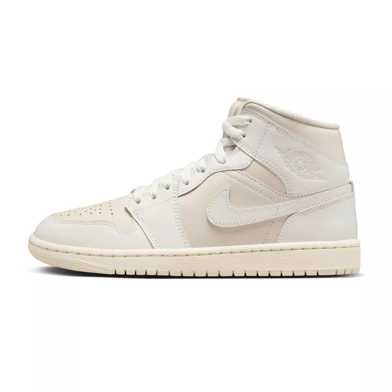 Nike Basket Nike AIR JORDAN 1 MID Nike Basket Nike AIR JORDAN 1 MID