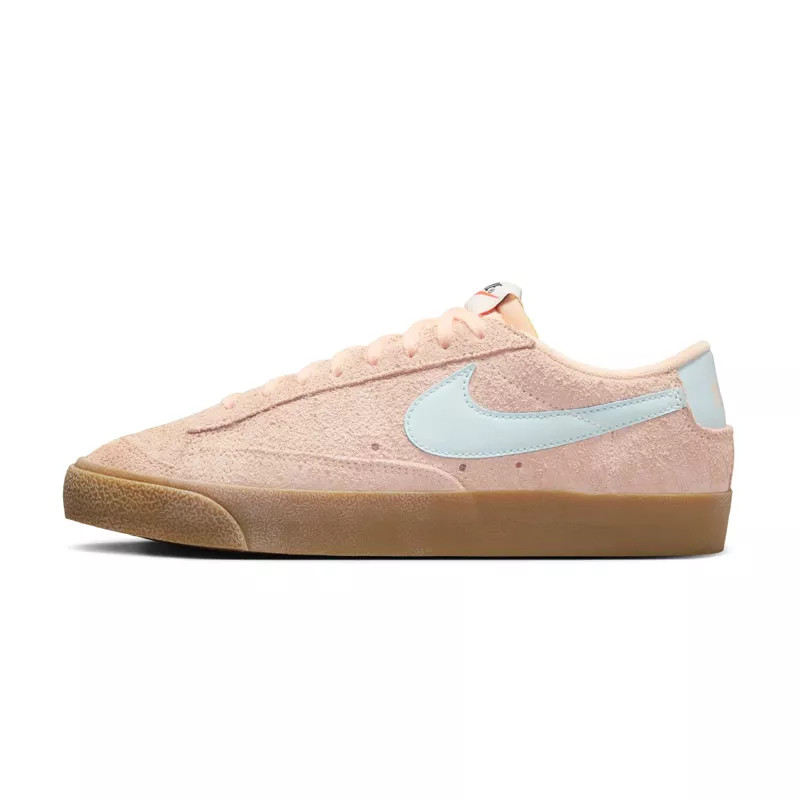 Nike Basket Nike W BLAZER LO PLATFORM Nike Basket Nike W BLAZER LO PLATFORM