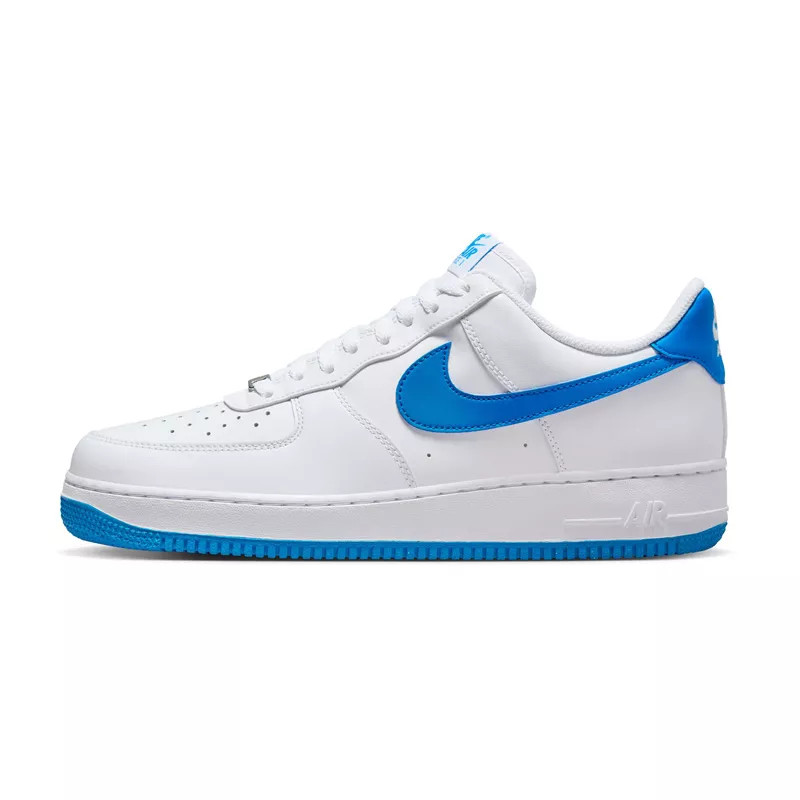 Nike Basket Nike AIR FORCE 1 07 Nike Basket Nike AIR FORCE 1 07