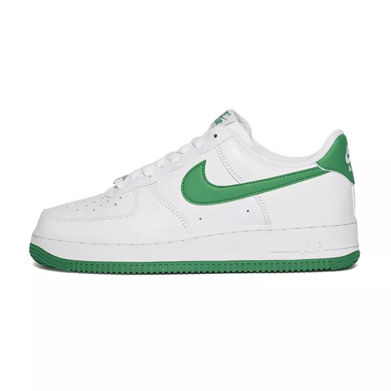 Nike Basket Nike AIR FORCE 1 07 Nike Basket Nike AIR FORCE 1 07