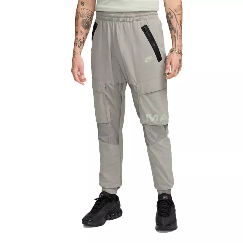 Nike Pantalon Cargo Nike NSW AIR MAX WVN Nike Pantalon Cargo Nike NSW AIR MAX WVN